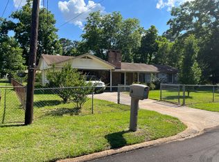 14 Holman St, Daleville, AL 36322