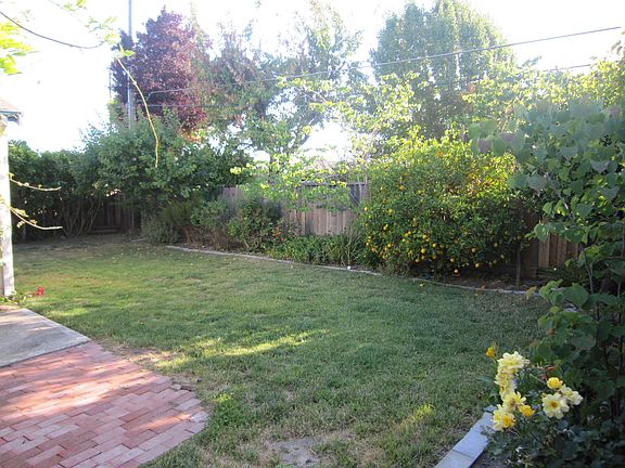 3rd image of 532 Yurok Cir