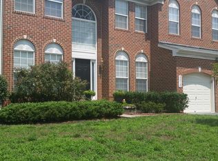 9916 Farm Pond Rd, Laurel, MD 20708