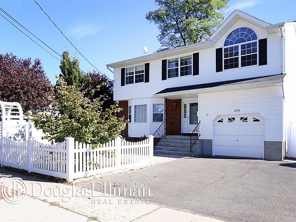 2nd image of 2378 Schiller Ave