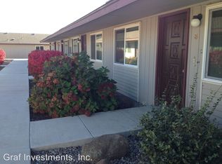 201 Jim Clements Way APT 12, Selah, WA 98942