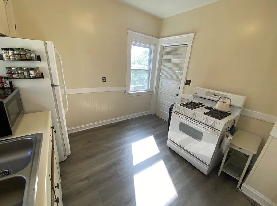 1575 Orchard Grove Ave — Photo 4