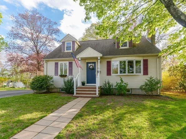 99 Audubon Rd, Norwood, MA 02062