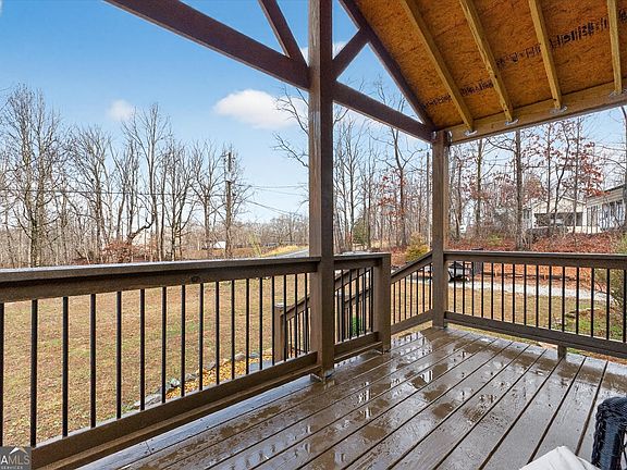 3rd image of 5672 Woodlin Rd