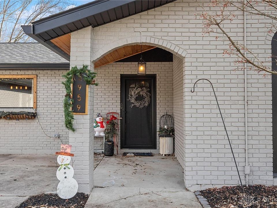 5959 Bradley Dr, Tipp City, OH 45371 | Zillow