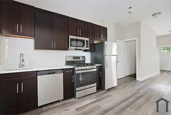 3447 Cottage Ave — Photo 12