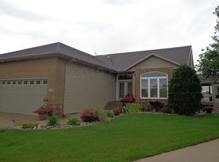 334 48th Ave SW, Moorhead, MN 56560