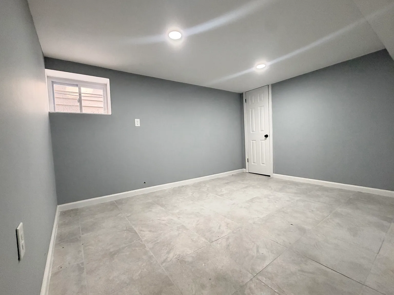 3 bed, 1300 sqft, $1,550 — Photo 2