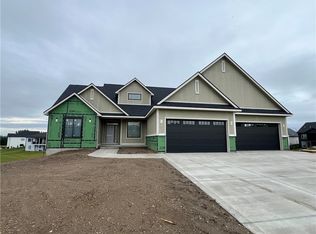 1157 NW 29th Ct, Grimes, IA 50111