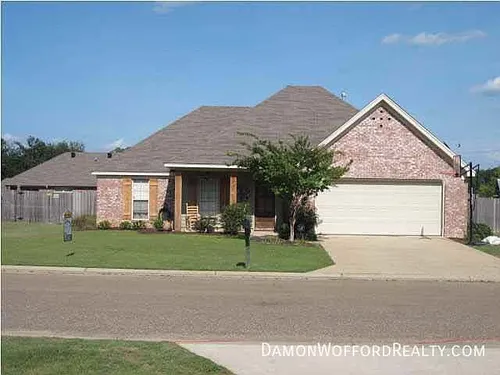 614 Oak Park Cir Photo 1