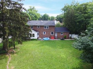 150 E Clinton Ave, Tenafly, NJ 07670