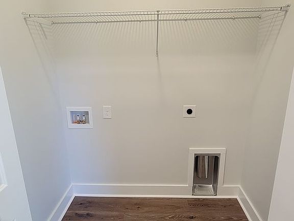 4th image of 125 Ledbetter St Unit A