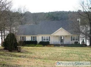 200 S Pointe, Cowpens, SC 29330