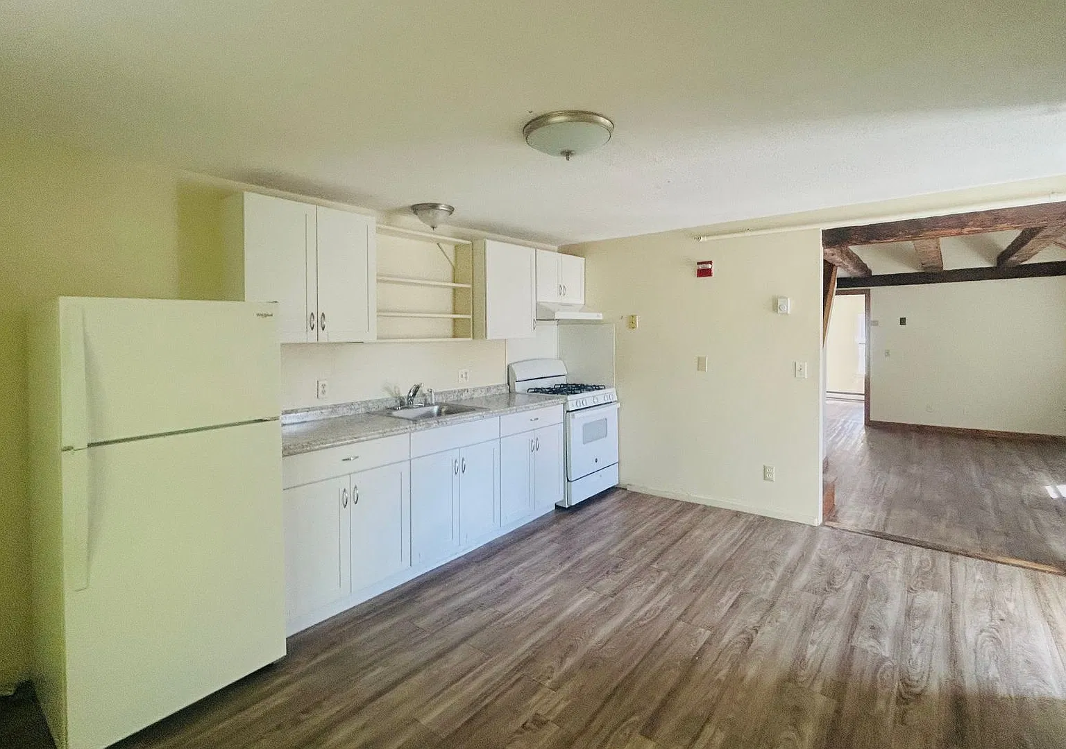 156 Main St — Photo 1