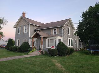 510 E 4th St, Long Point, IL 61333