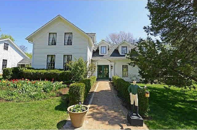 1st image of 1532 N Willow Drive