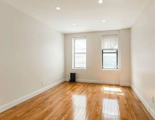 Rented by Platinum Properties | media 9