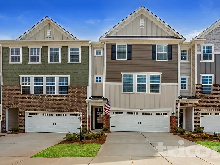 1108 Bandon Dr — Photo 1