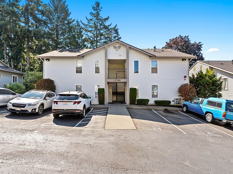 1st image of 17728 12th Ave NE #201