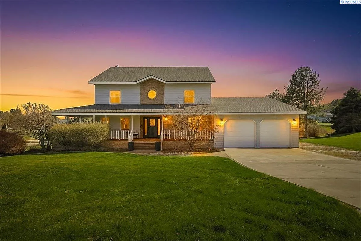 1128 Country Ridge Dr photo 1