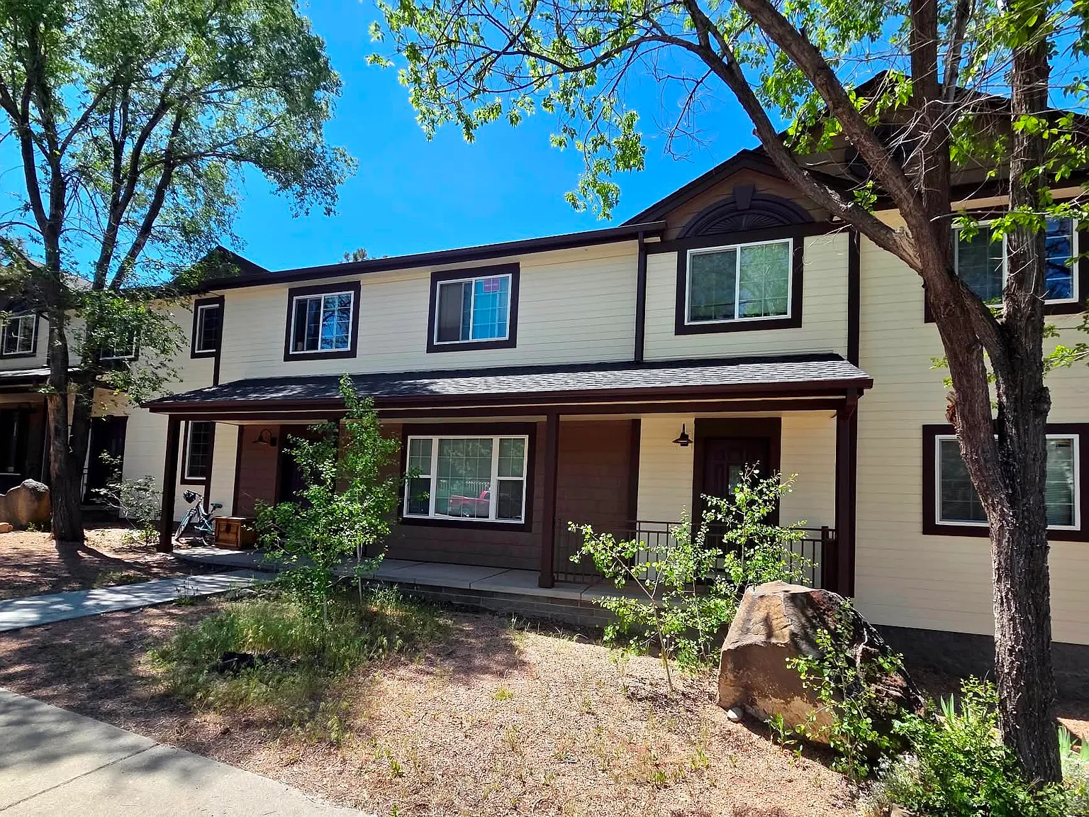 3 bed, 2.5 bath, 1350 sqft, $2,350 — Photo 4