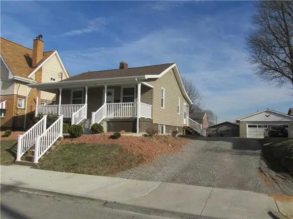 414 39th St, Beaver Falls, PA 15010