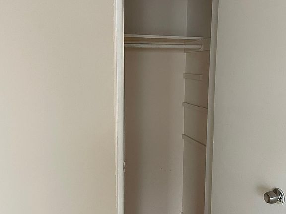 5th image of 1416 Armacost Ave APT 2