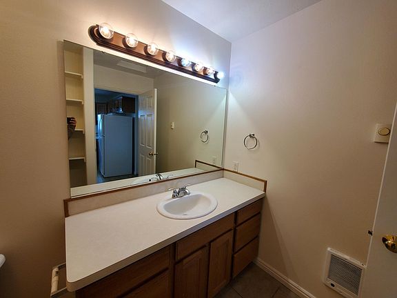 5th image of 3118 Chasewood Dr APT 3