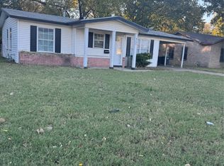 3720 Carey St, Fort Worth, TX 76119
