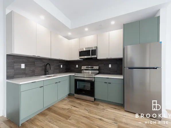 2258 Fulton Street image 2 of 13