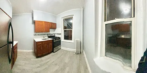 Rented by EastMount Realty LLC