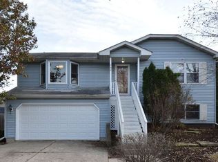 268 Tecumseh Dr, Bolingbrook, IL 60490