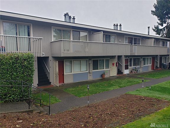 2nd image of 9623 S 248th St Unit D9