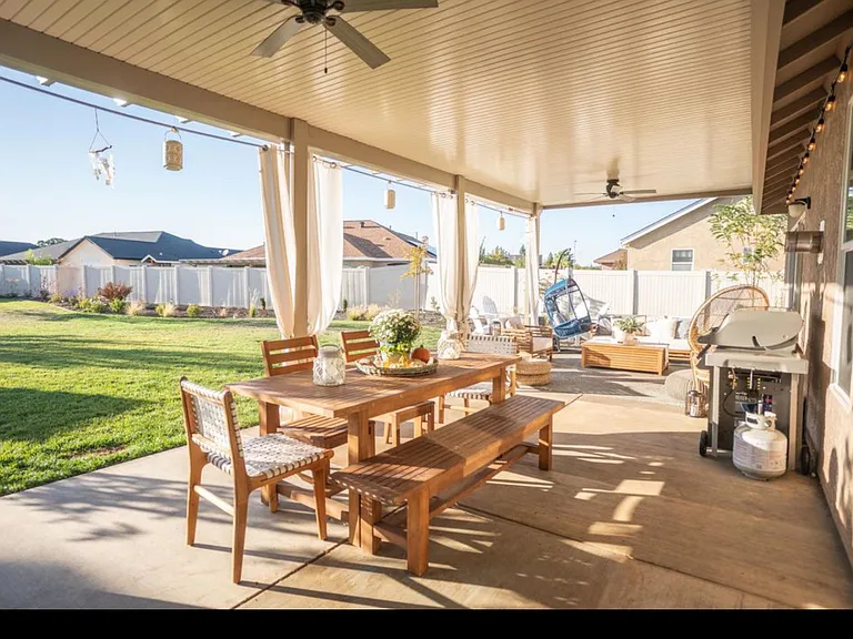 542 El Mango Dr — Photo 11