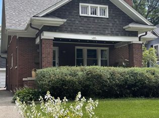 1047 Duncan Ave, Elgin, IL 60120