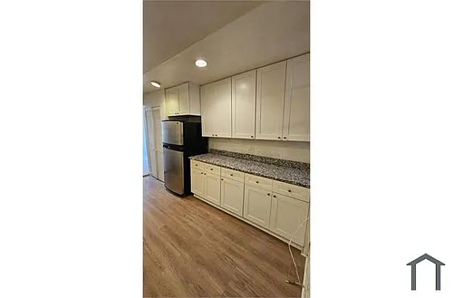 2239 Prout St SE Photo 1
