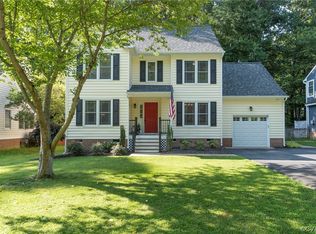 5702 Saddle Hill Dr, Midlothian, VA 23112