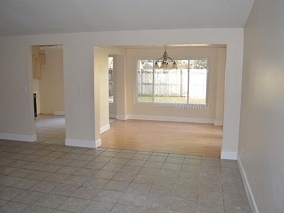 5th image of 3207 Russett Dr