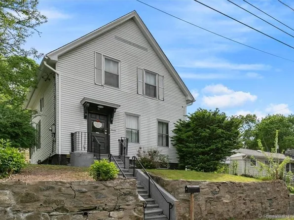 7 Swan Avenue, Norwich, CT 06360