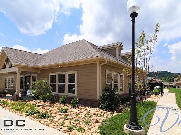 2nd image of 2304 Silverdale Dr Ste 300