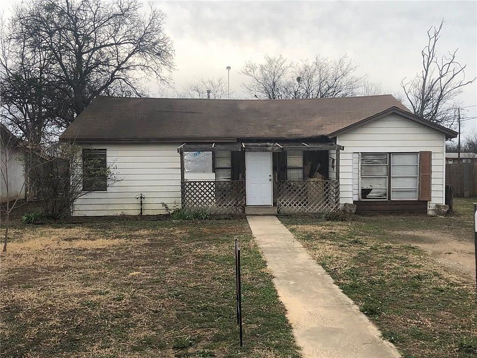 1st image of 607 Peterson Dr