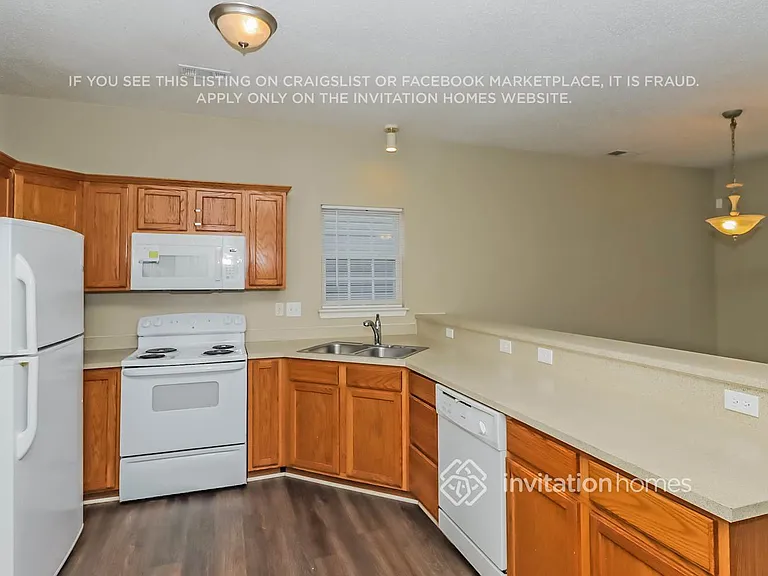 12522 Deaton Hill Dr — Photo 7