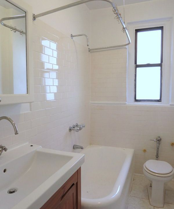 2nd image of 501 W 189th St APT 4I