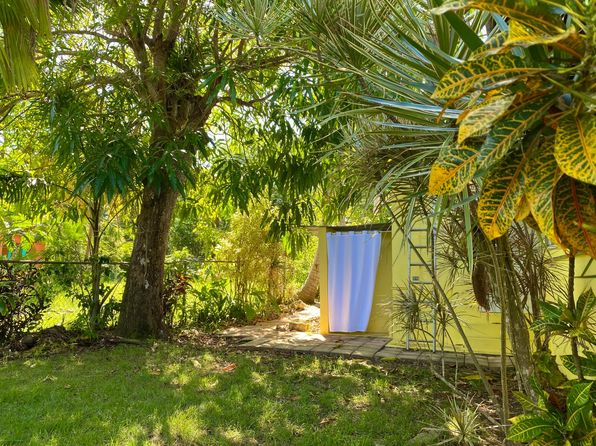 302 Int Calle Vis, Rincon, PR 00677