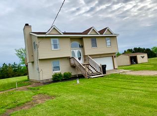 8907 W Mount Hope Hwy, Vermontville, MI 49096