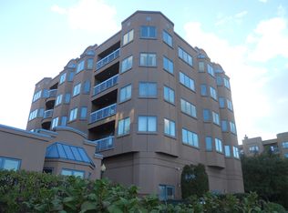 604 Penn Ct #PH4, Edgewater, NJ 07020