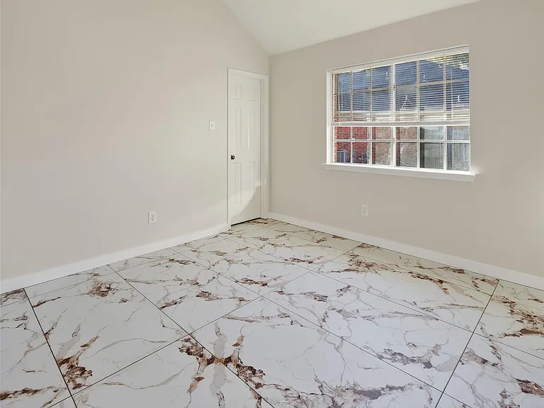 4418 W Thunderwood Cir — Photo 13