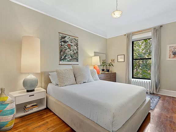 5th image of 305 8th Ave APT B1
