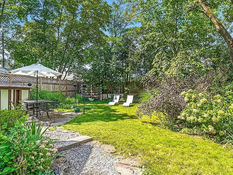 14 Schouler Ct #14 — Photo 29