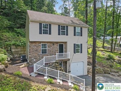 2545 S Albert St, Allentown, PA, 18103